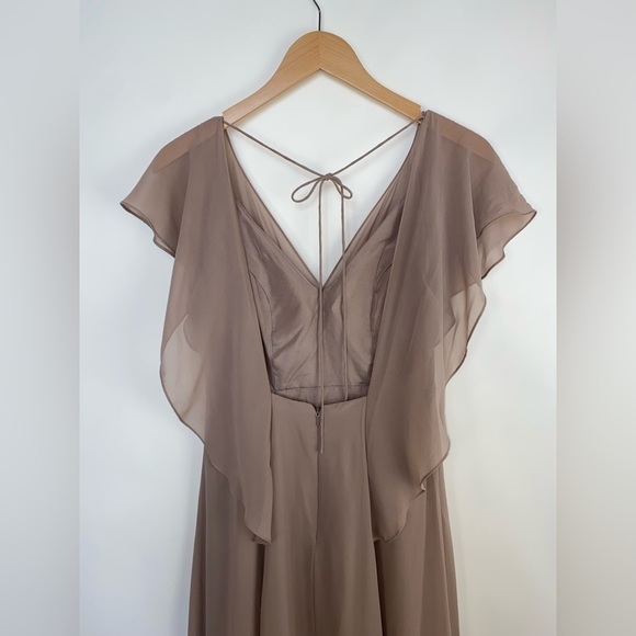 Jenny Yoo Bridesmaid dress Size 0 V-neck, flutter sleeve, side‎ slit - Picture 2 of 14